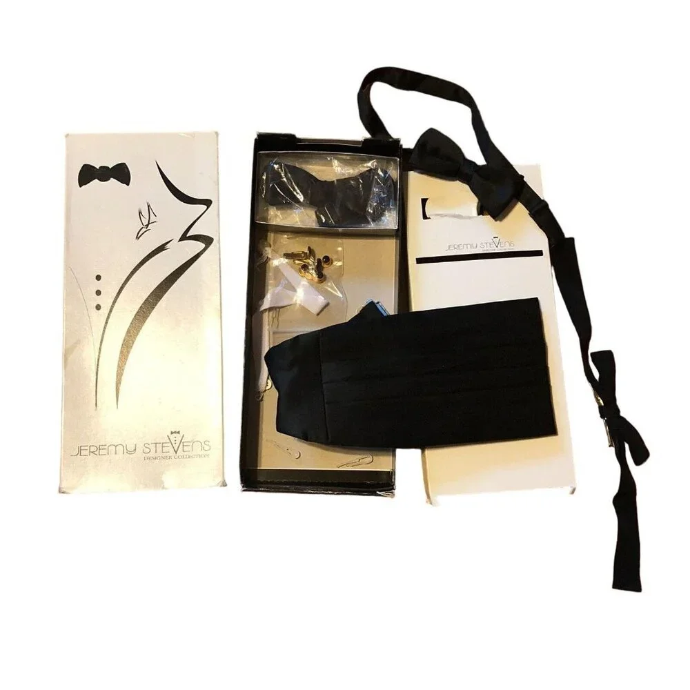 Jeremy Stevens Designer Collection Tuxedo Set Bow Tie, cufflinks and Cummerbund